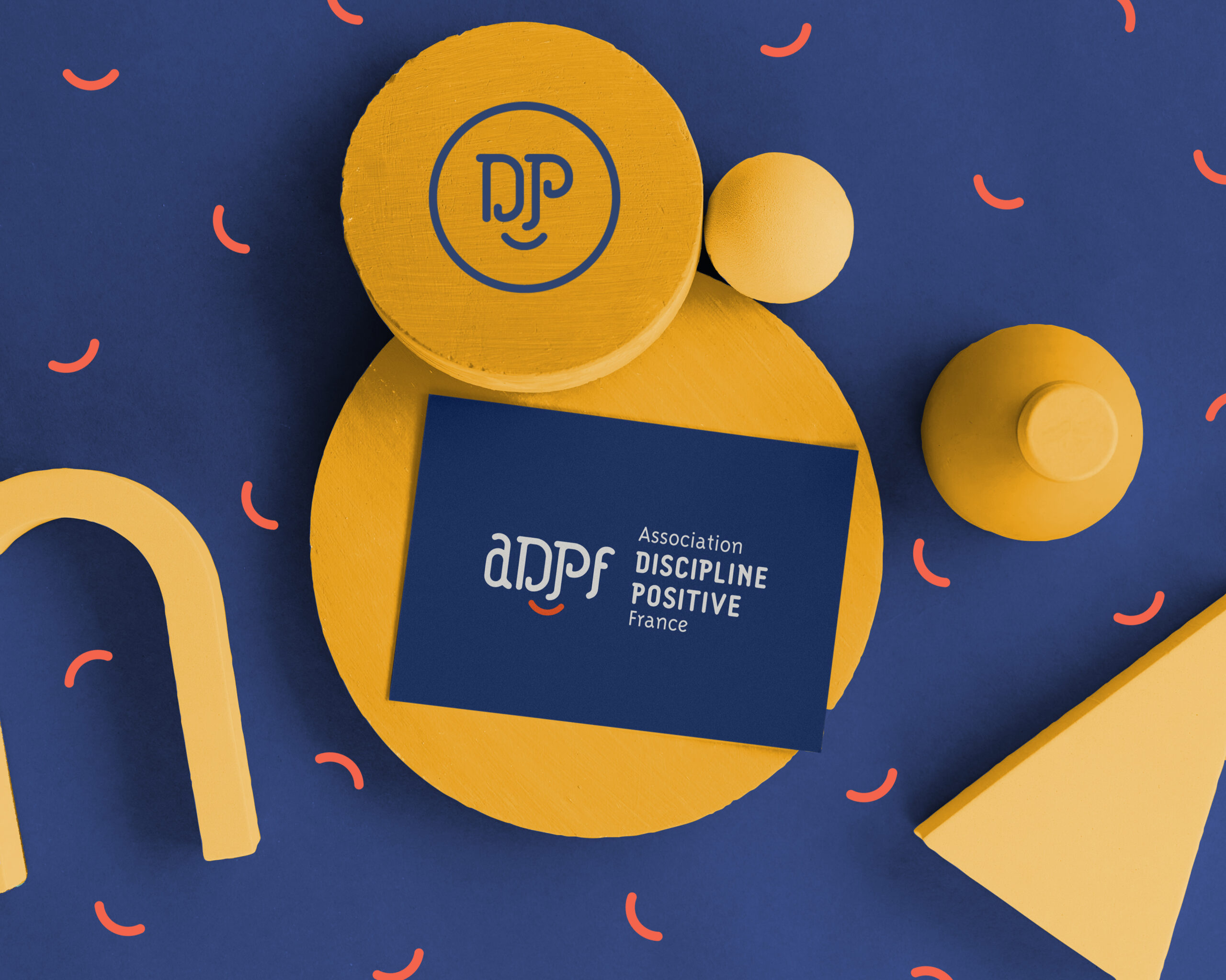 Association Discipline Positive France | Marine Flohic Design graphique | Brochure | Supports de communication imprimés | Affiche |Identités visuelle | Logo